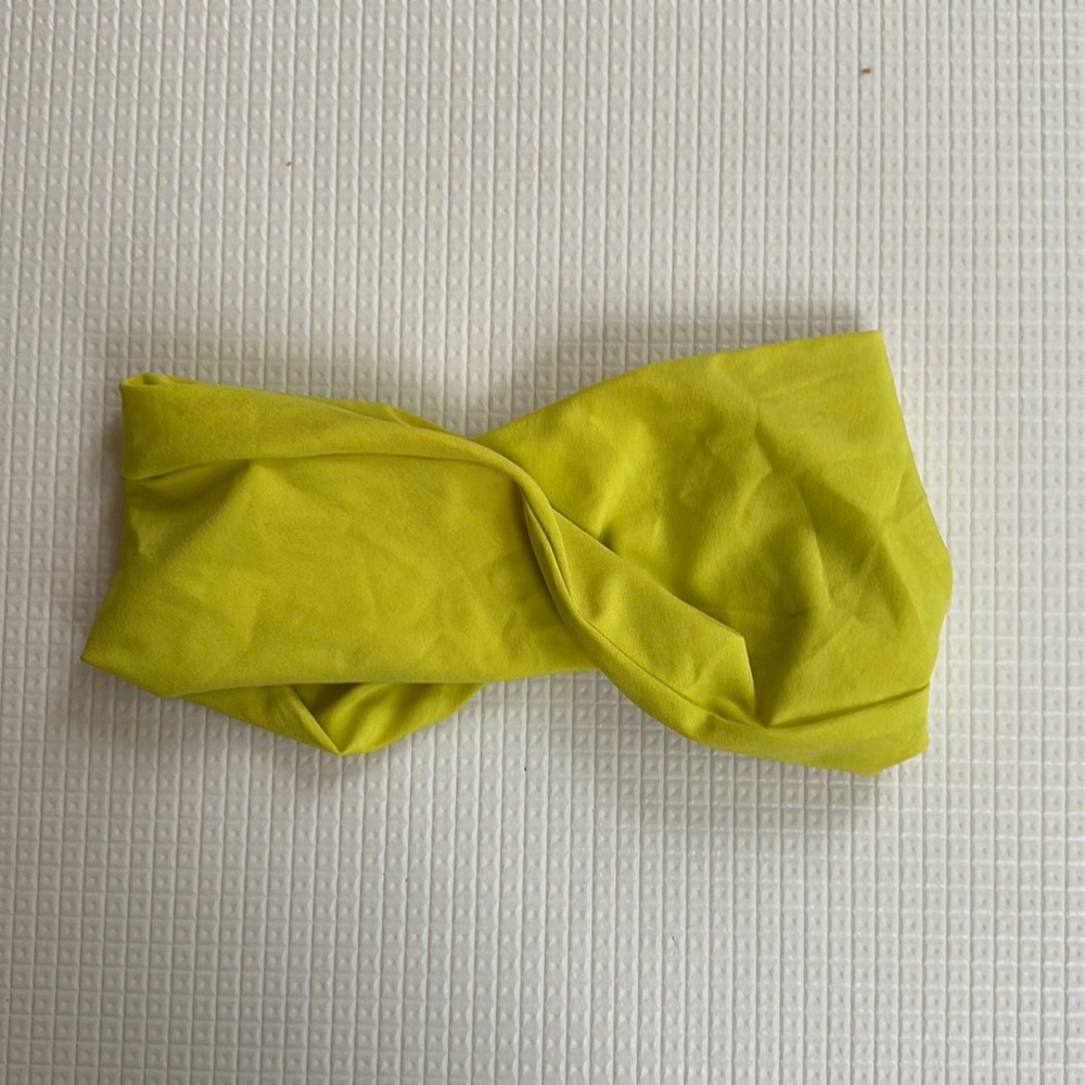 Lululemon headband- OS